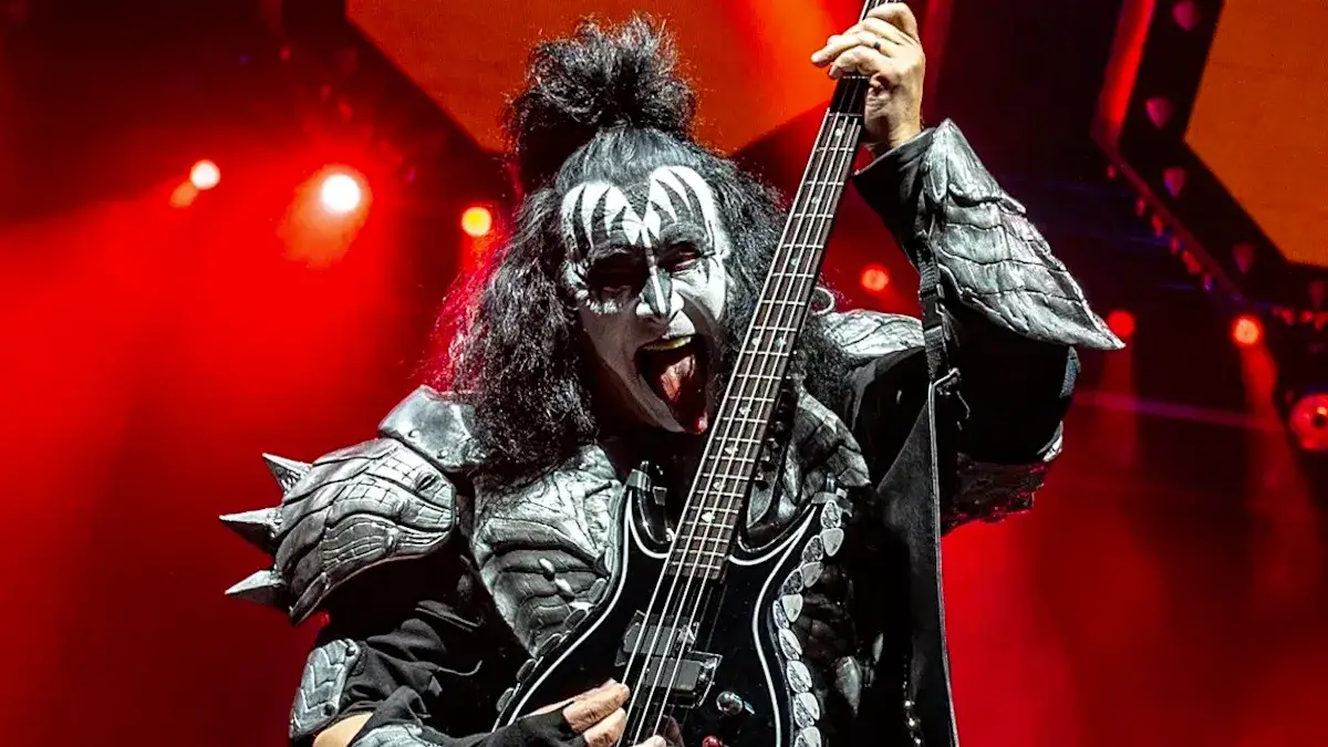The Best Glam Metal Bassists Of All Time Ranked Return Of Rock